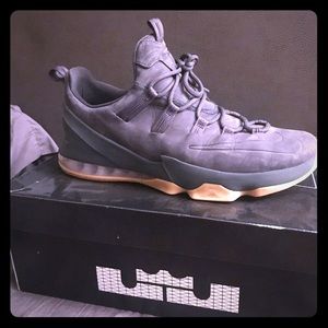 Men’s Nike shoes lebrons